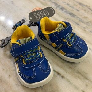 Blue and Yellow Kids Shoes. NWT infant Sz 2 shoes